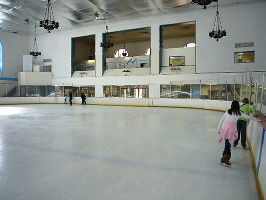 Pasadena.Ice.Skating.Center06
