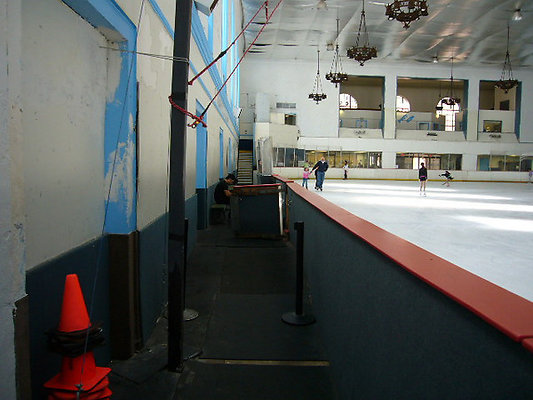 Pasadena.Ice.Skating.Center12