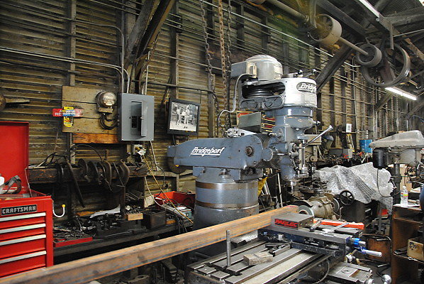 Eric Machinery.Machine Shop.LA16