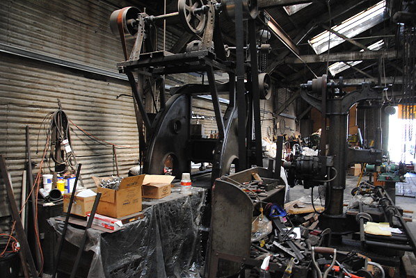 Eric Machinery.Machine Shop.LA37