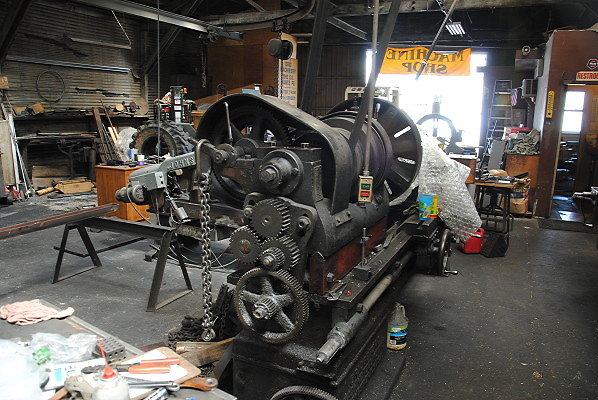 Eric Machinery.Machine Shop.LA22