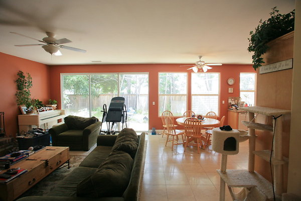 Family Room &amp; Kitchen Entry1 1