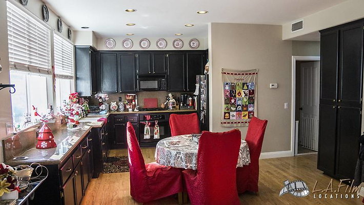 LAFL 7579 File Pics-FRANK Hs-23511-06