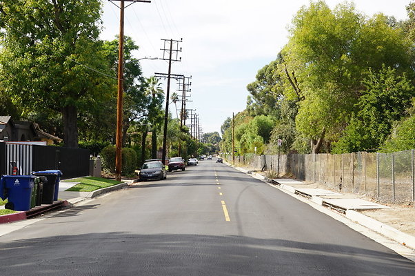 Magnolia.Blvd.East.EN.74