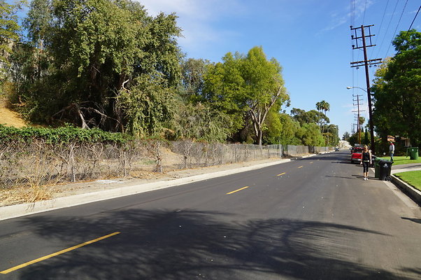Magnolia.Blvd.East.EN.57