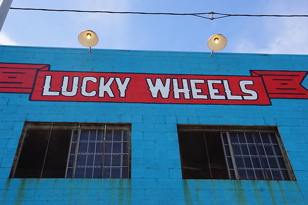 Lucky Wheels Motorcycle Garage