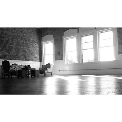 JS Loft 102 5