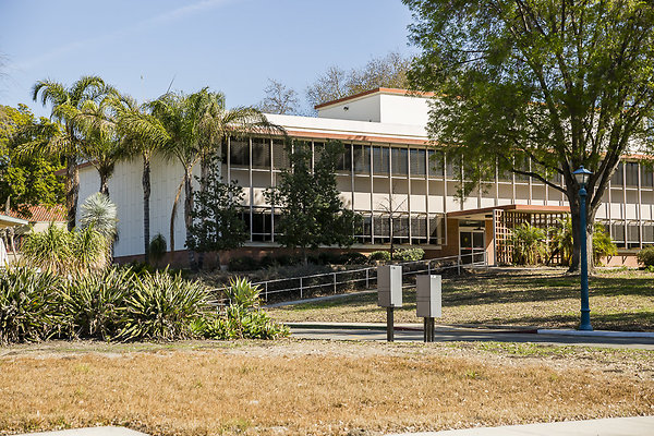 Bldg60 08
