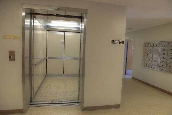 elevator 1st fl int2