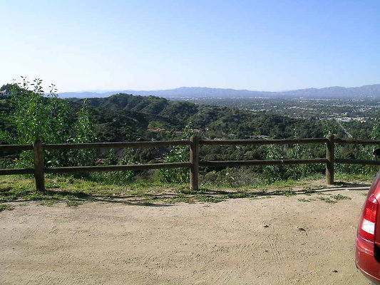 S.M. Conservancy Overlook - Mulholland just west of Deadmans Curve - Valley View