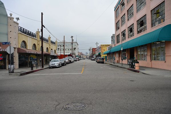 Pico Wall St - San Pedro St