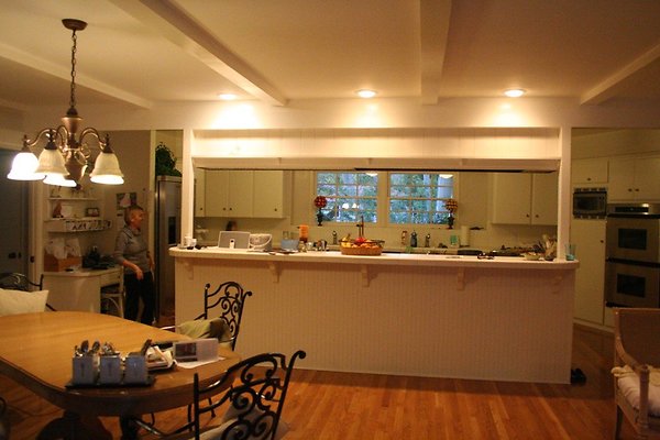 Kitchen Pass Thru