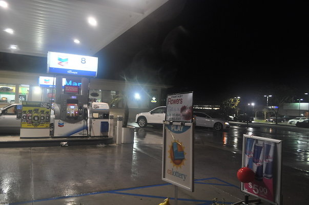 GAS.Station.Topanga.Shell.20