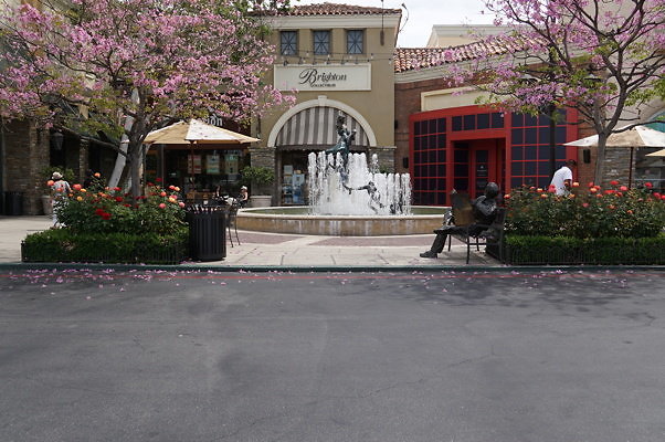 Promenade.W.Lake.08