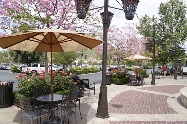 Promenade.W.Lake.30
