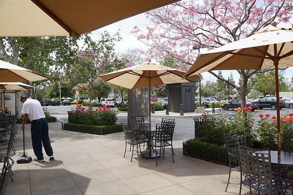 Promenade.W.Lake.28