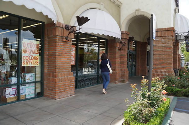 Promenade.W.Lake.53