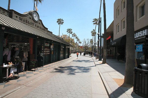 ThirdStreetPromenade 2013-04-22 STST 026