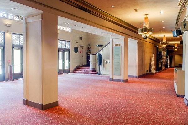 Alex.Orch.Lobby.01