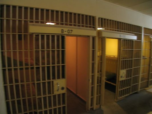 Glendale Police Station Jail 3551