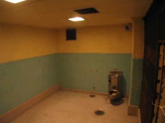 Glendale Police Station Jail 3546