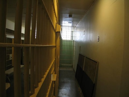 Glendale Police Station Jail 3550