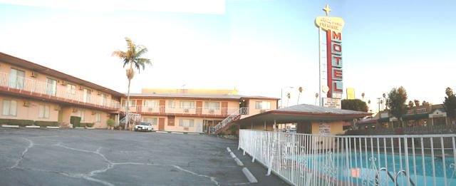 HOLLYWOOD PREMIERE MOTEL EXT1