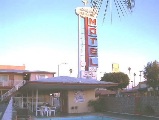 Hollywood Premier Motel