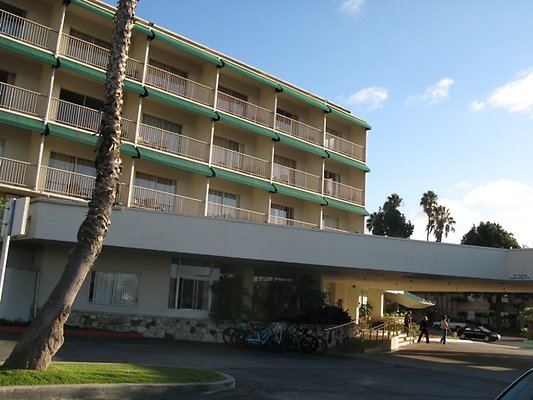 Palos Verdes Inn