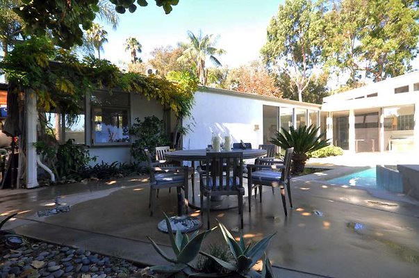 9815 patio3