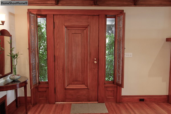 03entrance-reverse