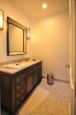 9536 bath3