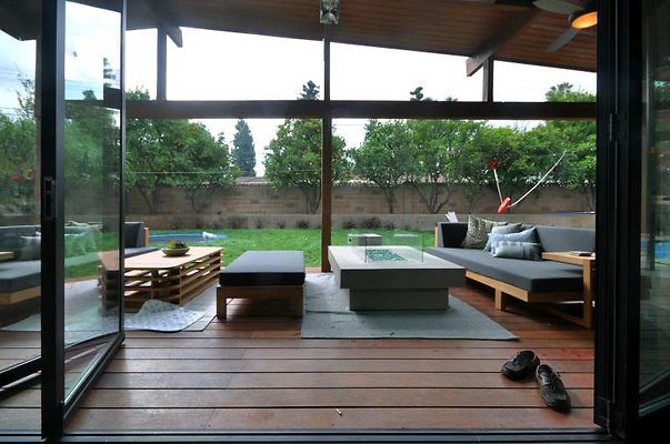 9594 patio