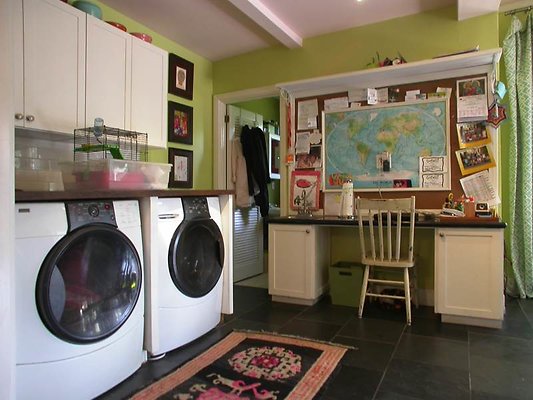 8158 laundry