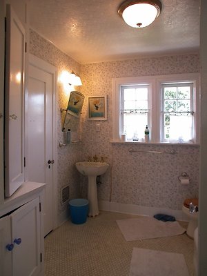 8158 bath