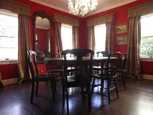 8158 dining2