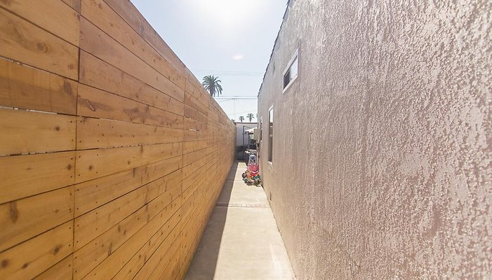 PL2966-64-880x502