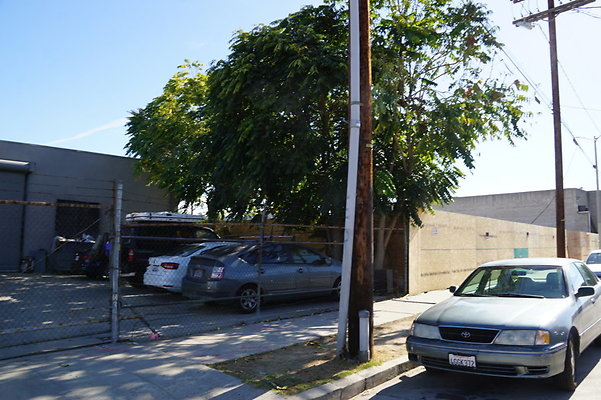 CAST.3048.Coolidge.Office.05