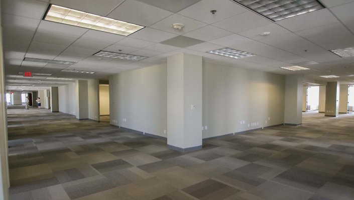 Union-Bank-Plaza-34th-Floor-18