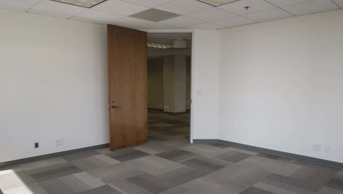 Union-Bank-Plaza-34th-Floor-48