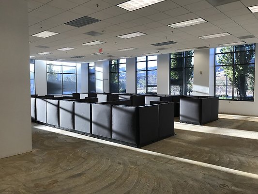 8511-Corporate-Pointe.Cubicles