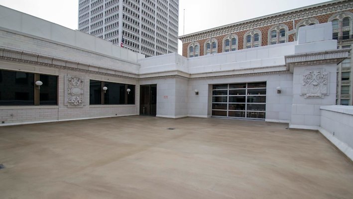 Pac.Mut.6th.Flr.Patio.HWL.07