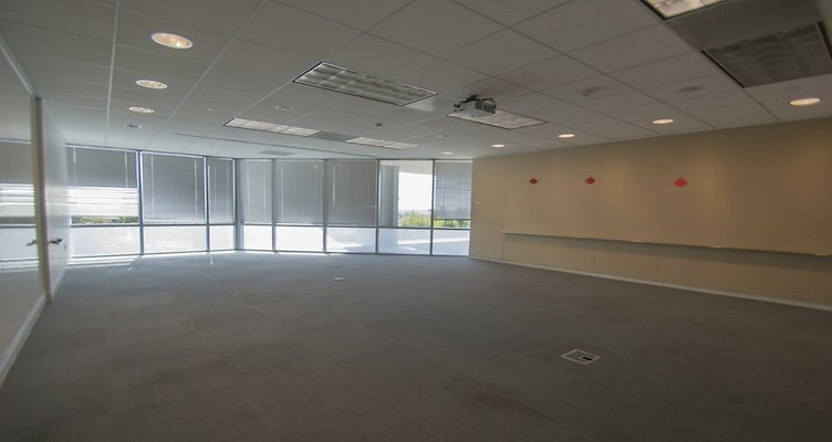 5140-Suite-102-06