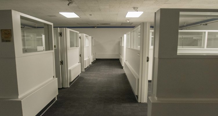 1977-Saturn-113 1977-Saturn-113