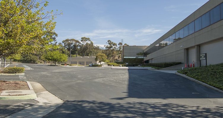 1977-Saturn-122 1977-Saturn-122