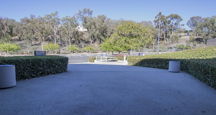 1977-Saturn-138 1977-Saturn-138