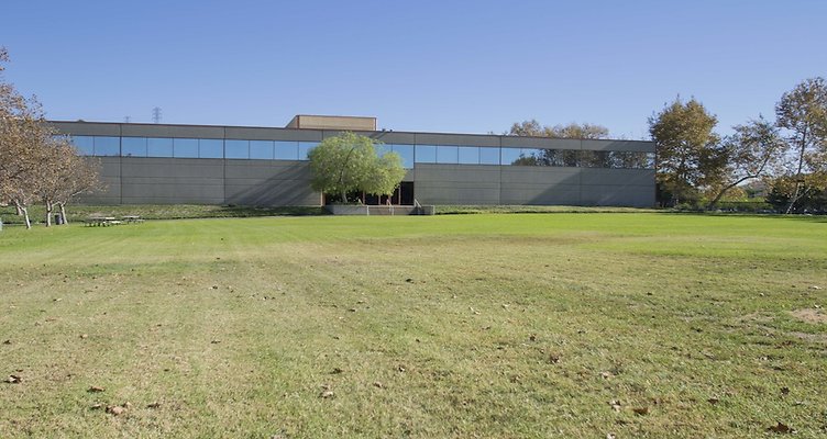 1977-Saturn-147 1977-Saturn-147