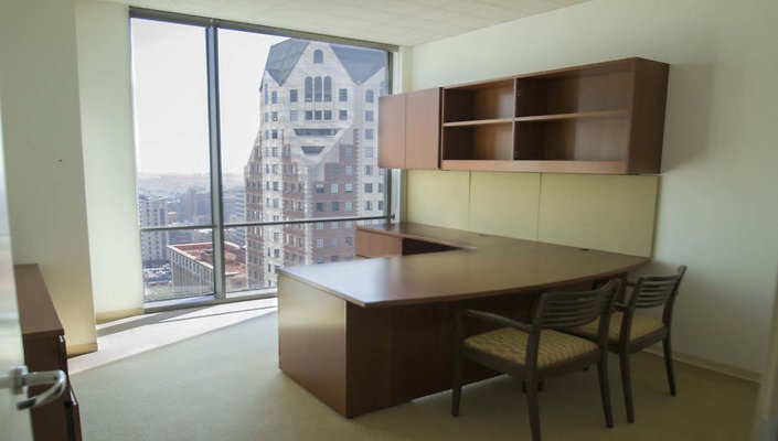US-Bank-Tower-18th-Floor-25