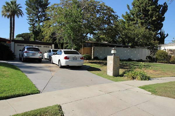 33.18408.Minnehaha.St.GranadaHills