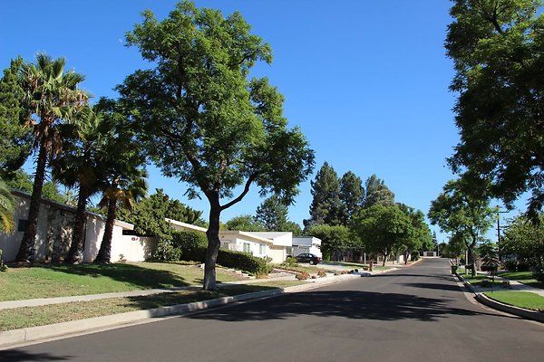 10.18408.Minnehaha.St.GranadaHills